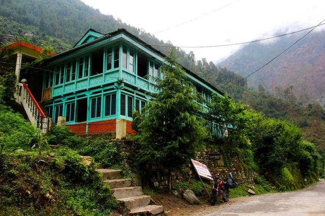 KhemBharti-HomeStay-TirthanValley