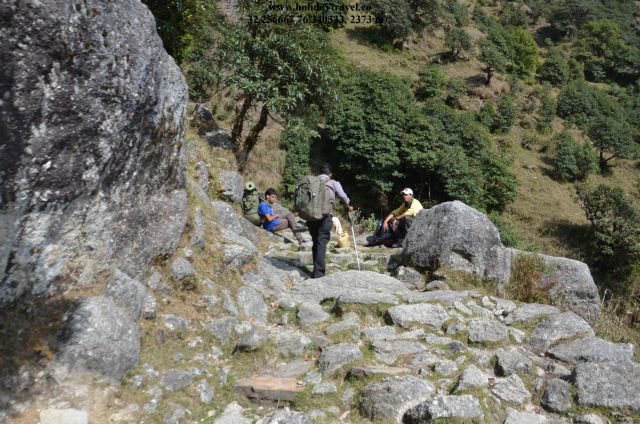 TiredTrekkingTeamEnrouteToTriund